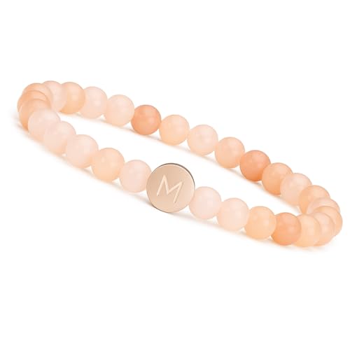 GD GOOD.designs EST. 2015 Pulseira com letras e contas de pedra natural de quartzo rosa I pulseira personalizada de pérolas para senhora com contas de letras banhadas a ouro rosa de 18 K