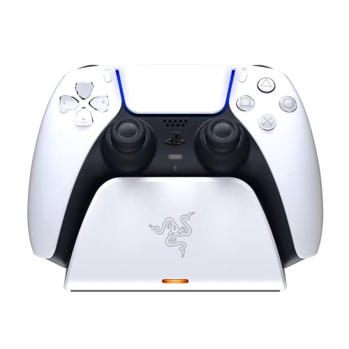 Razer Universal Quick Charging Stand - para o comando DualSense da PlayStation 5 (carregamento rápido, design de suporte curvo, alimentação USB, navegação com uma mão) branco
