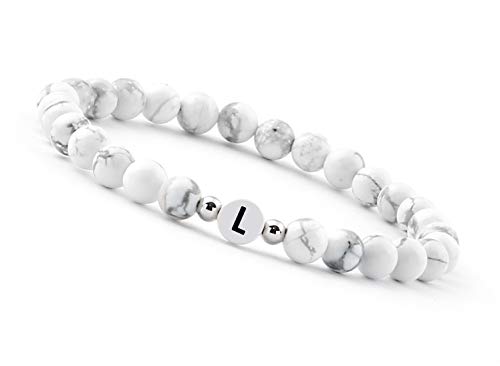 GD GOOD.designs EST. 2015 Pulseira de pérolas letra do casal branco com contas de howlita genuína I presente para o casal I pulseira personalizada para o casal
