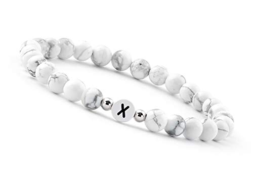 GD GOOD.designs EST. 2015 Pulseira de pérolas letra do casal branco com contas de howlita genuína I presente para o casal I pulseira personalizada para o casal