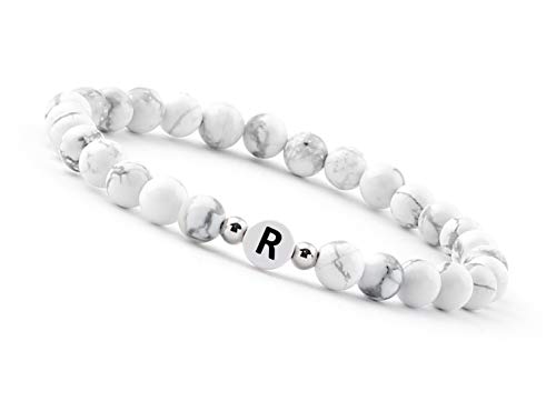 GD GOOD.designs EST. 2015 Pulseira de pérolas letra do casal branco com contas de howlita genuína I presente para o casal I pulseira personalizada para o casal