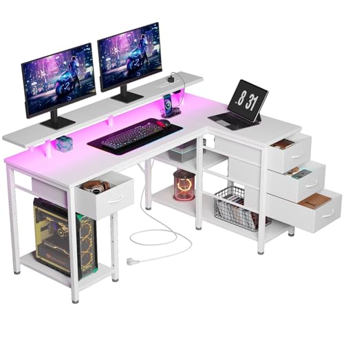 Seventable Secretária em forma de L com 4 gavetas e prateleiras, mesa de jogos com LED e tomadas, mesa de computador reversível para escritório em casa, quarto ou sala de estar (branco, 140 cm)