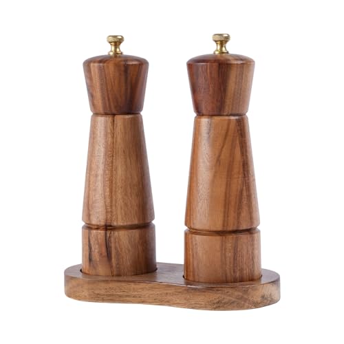 DeroTeno Conjunto de moinhos de sal e pimenta com bandeja, moinho de sal de cerâmica ajustável, moinho de pimenta em aço inoxidável, madeira de acácia, 16,5 cm de altura, diâmetro inferior 5 cm