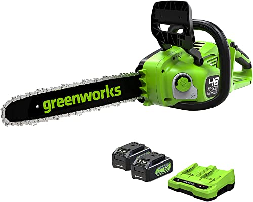 Greenworks 48 V (2 x 24 V) Motosserra a bateria com motor sem escovas, barra de 35 cm, velocidade de corrente de 20 m/s, auto-lubrificado, com dois 4 Ah e carregador duplo, garantia de 3 anos - GD24 x