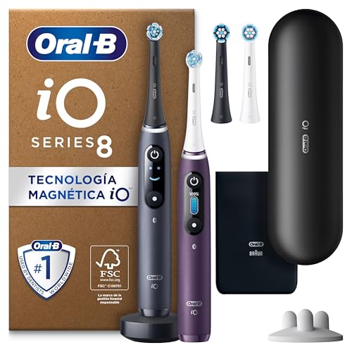Oral-B iO 8 Escovas de dentes elétricas (conjunto de 2) 2 alças recarregáveis, tecnologia magnética, ecrã cor, 4 cabeças, capa de viagem, presentes originais para mulher e homem, preto e violeta