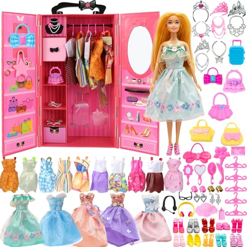 Yutoy Armário para boneca conjunto com 63 acessórios armário portátil rosa, inclui bonecas, roupas, cabides, sacos, sapatos, colares, brincos, pulseiras, acessórios